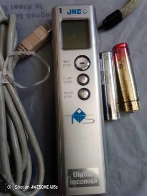 Digital Pocket Voice Recorder Prized To Clear