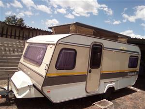 1985 Gypsey caravette 6L caravan