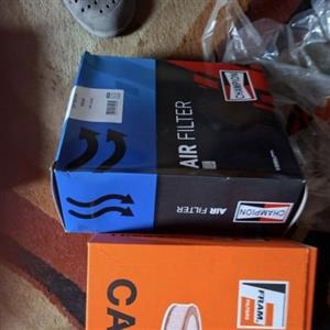 1400 bakkie parts and gearbox still new 