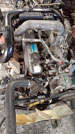 NISSAN UD90 FE6 TURBO ENGINES FOR SALE
