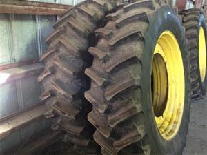 Goodyear 320/85R34 Dyna Torque Radials pair