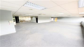 430m² office spce to let in Bedfordview