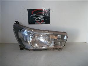Toyota GD6 '16-'20 right headlight