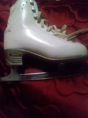 Girls Risport Ice skate boots size 12 good as new