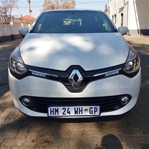 2015 Renault Clio 4 900T 56000kilos AVAILABLE