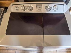 Defy twin tub washing machine.