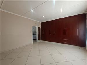 !Warm Coloring and Exciting! !Home Glowing with Warmth and Comfort!