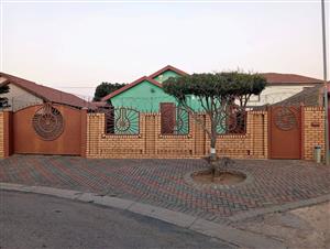 3 Bedroom House for sale