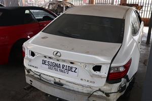 LEXUS ES 250 STRIPPING FOR SPARES