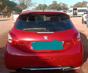 Peugeot 208 Breaking-Down for Parts 