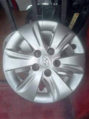 Hyundai accent, Elentra wheel caps