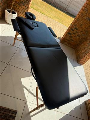 Massaging ,lash tech , facials bed