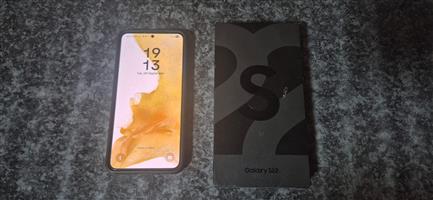 Samsung Galaxy S22 – Excellent Condition – Bargain Price