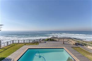 Exquisite 6-Bedroom Beachfront Home in Tinley Manor