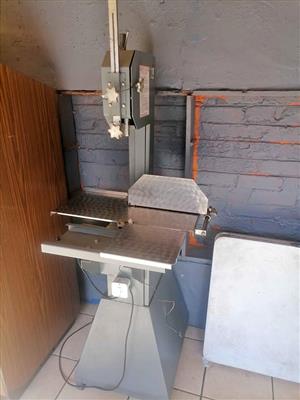 Meat Grinder, double chip fryer and toaster