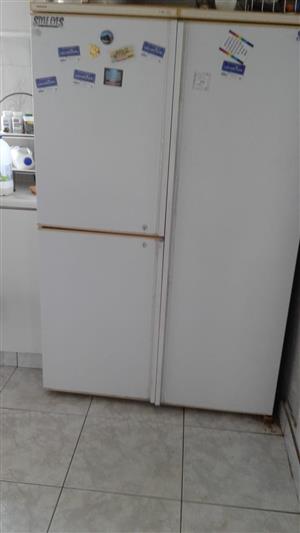 Hoover Double door fridge