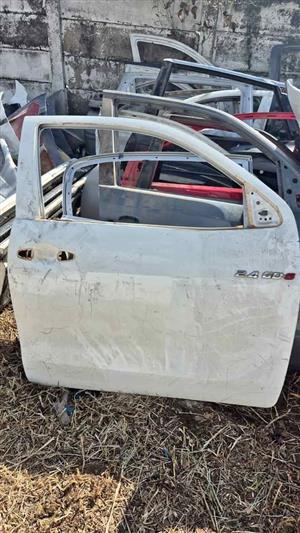 Toyota hilux gd6 door