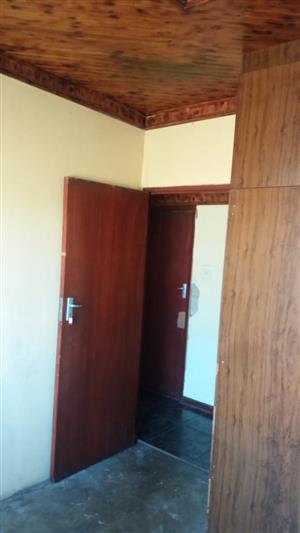 Rooms for rent Kwamashu R800