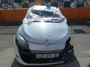 2013 Renault Megane III 1.6 Manual SPARES - White in colour