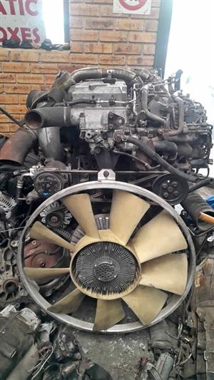 Mitsubishi 6M70 truck engine for sale (Zane Azaad.)