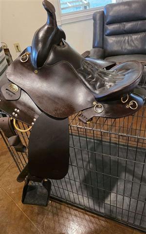Premium handmade Saddle King endurance saddle in beautiful brown leather.