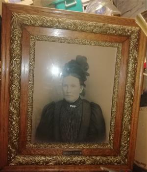 antique picture frames