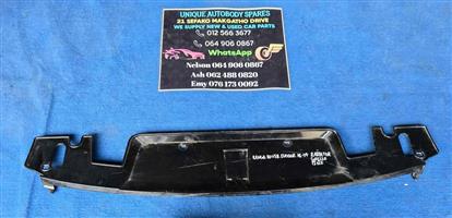 Range Rover Evoque Upper Radiator Grille