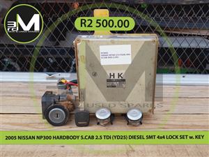 2005 NISSAN NP300 HARDBODY S.CAB 2.5 TDi (YD25) DIESEL 5MT 4x4 LOCK SET w. KEY
