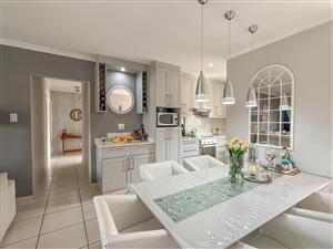 Modern 3-Bedroom Luxury Apartment in Wakenshaw – Comfort, Style & Prime Location