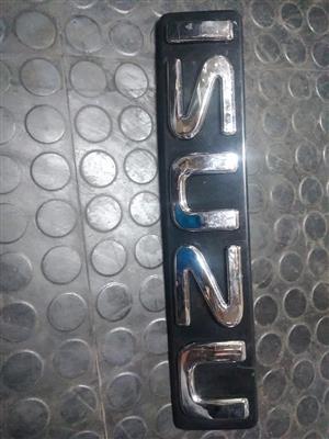 SUZUKI LOGO