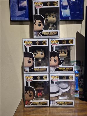 5 Funko Pops Michael Jackson in protective covers