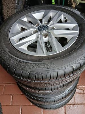 4x Caddy mags & Tyres almost As New
