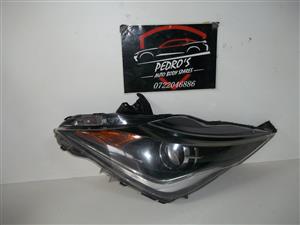 Toyota Aygo left headlight