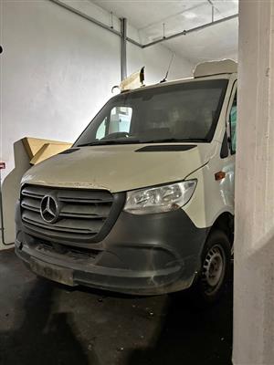 2020 Mercedes-Benz sprinter 907 breaking for spares