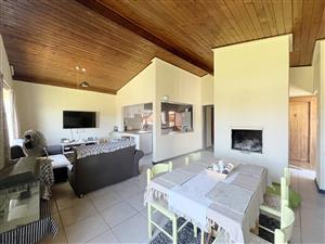 Spacious, Pet-Friendly Family Home!