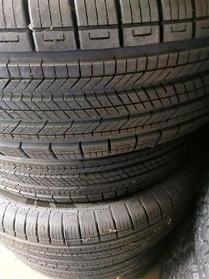 Set New Continental Rx 17 Bakkie tyres