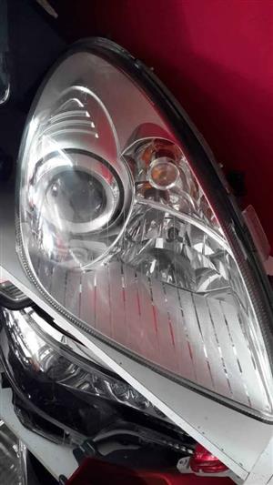 Mercedes benz slk right side non xenon headlight