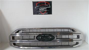 Ford Everest Grille 