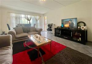 Apartment For Sale in Florida