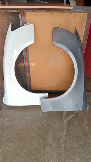 AUDI A5 fenders for sell in good condition nice and clean 