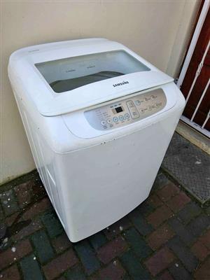 SAMSUNG WOBBLE 13KG WASHING MACHINE  GREAT CONDITION WORKING ORDER DELIVERY CAN BE ARRANGED