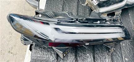 Toyota Starlet Cross headlight