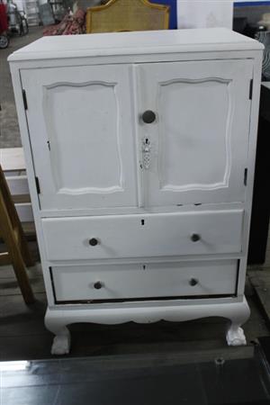 WHITE CABINET (S067633B)