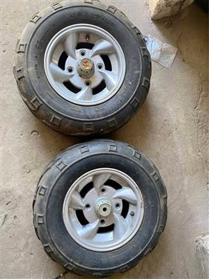 Tyres 21 x 7 - 10