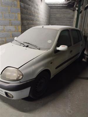 RENAULT CLEO WHITE