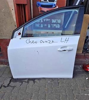 Chevrolet Cruze Front Door Leftside. Call or DM .