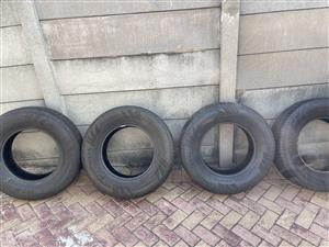 Continental (Cross Contact) 4 X 255/70/17