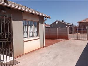 Well located 2 bedroom in Sky City.