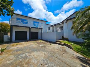 House For Sale in Still Bay West