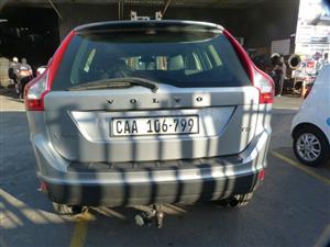 Volvo XC60 2.0 T5 Powershift AT Silver - 2011 STRIPPING FOR SPARES